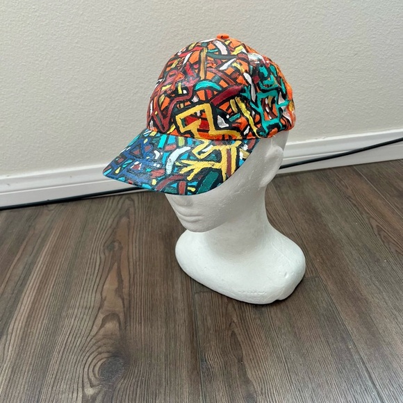 Colorful Abstract Pattern Cap - Picture 1 of 8
